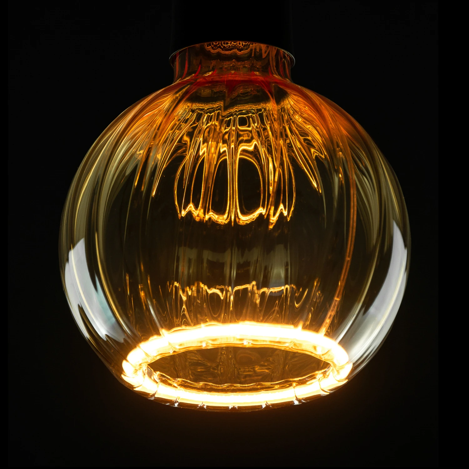 SEGULA LED-Floating G125 E27 4W Straight Gold 4 SEGULA LED-Floating G125 E27 4W Straight Gold – Bild 2