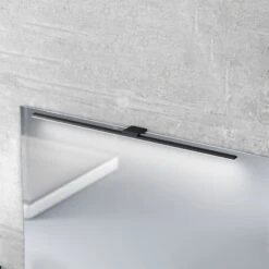 LED-Spiegelleuchte Triga IP44 Schwarz 80cm, 3.000K