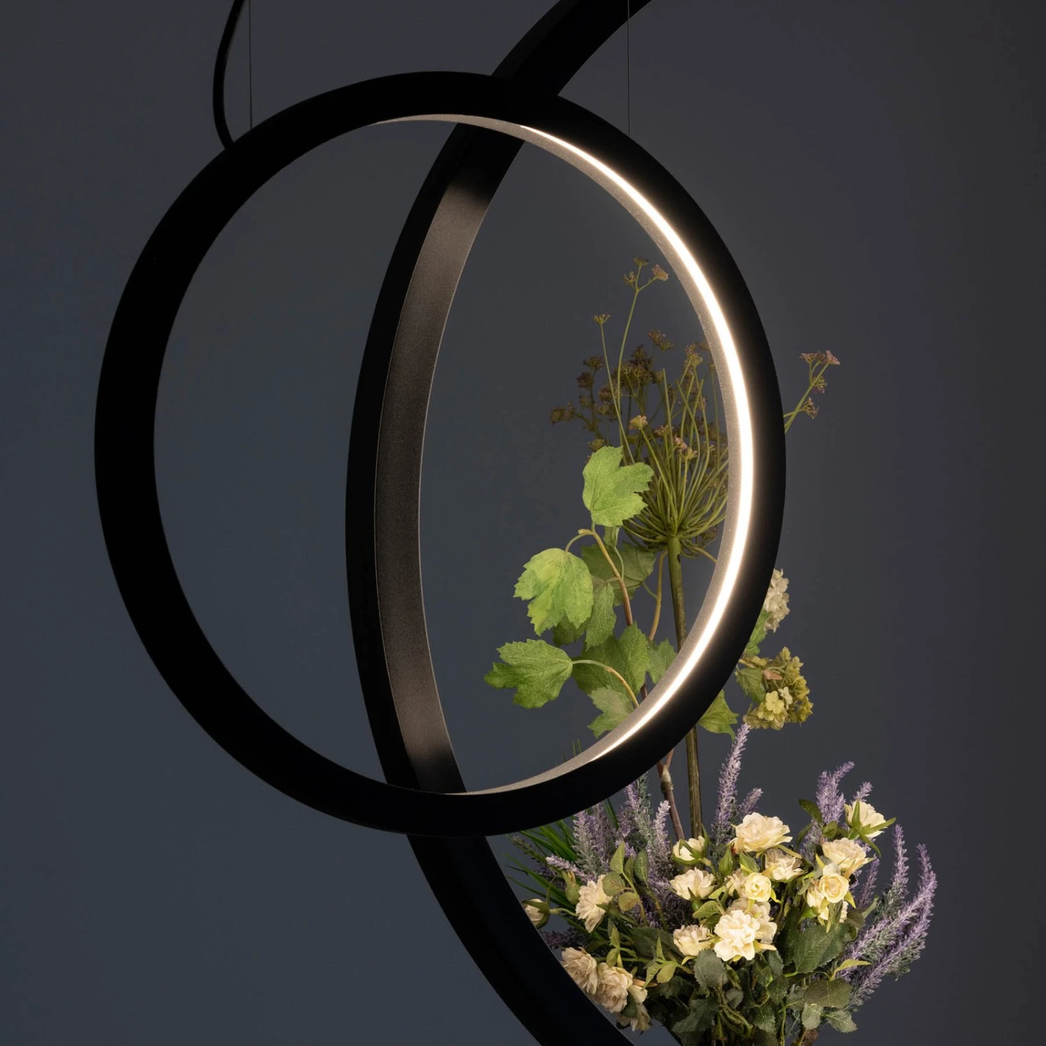 Artemide O LED-Außen-Hängeleuchte Ø 45 Cm 4 Artemide O LED-Außen-Hängeleuchte Ø 45 Cm – Bild 2