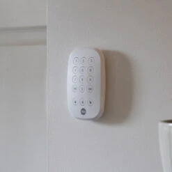 Yale Sync Starter Kit Alarmsystem 13 Yale Sync Starter Kit Alarmsystem -Beleuchtung Rabatte 1079011 2