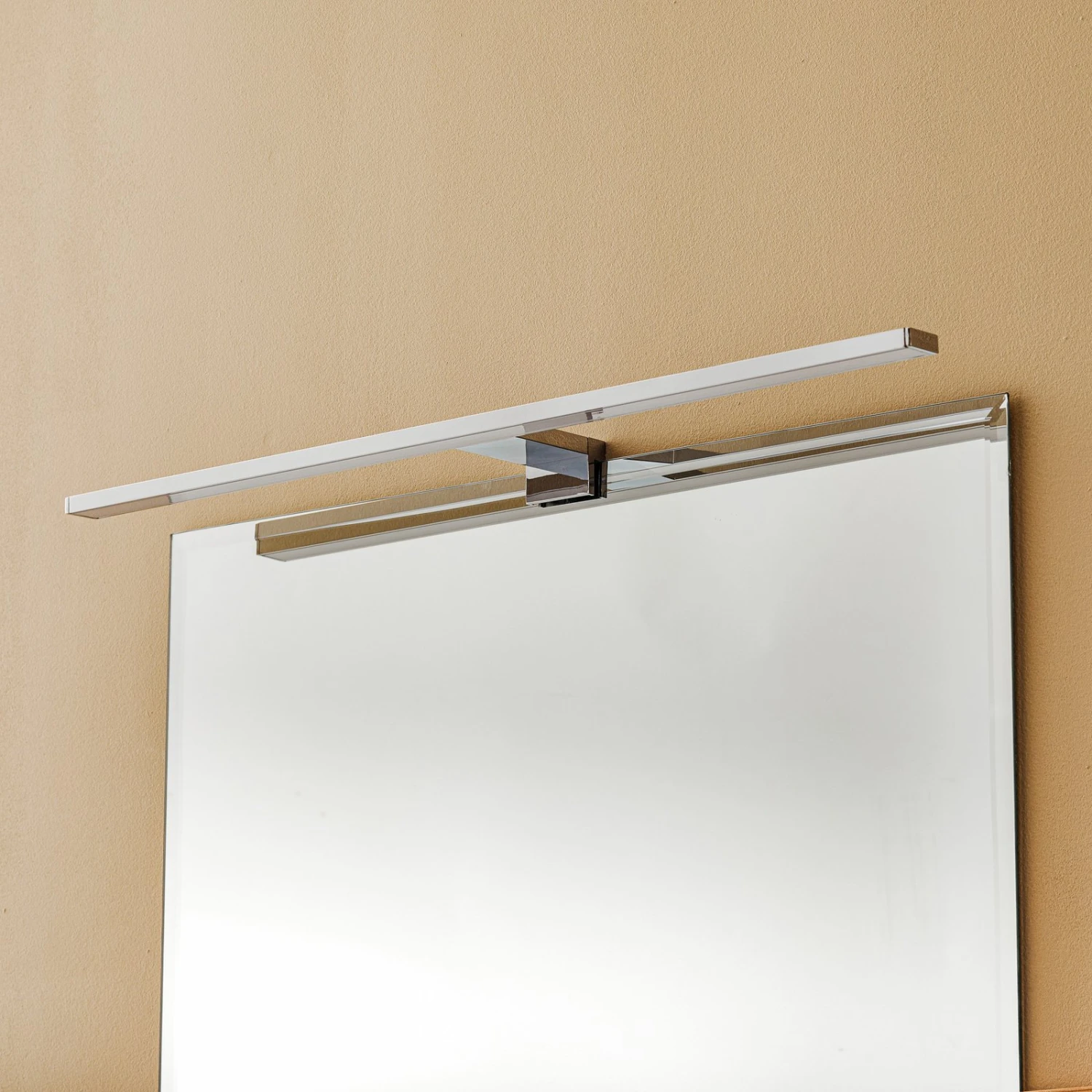 LED-Spiegelleuchte 2104 60cm 4 LED-Spiegelleuchte 2104 60cm – Bild 2