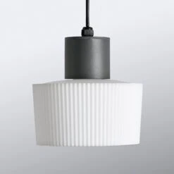 Außen-Hängeleuchte Muffin Mit Gerilltem Schirm