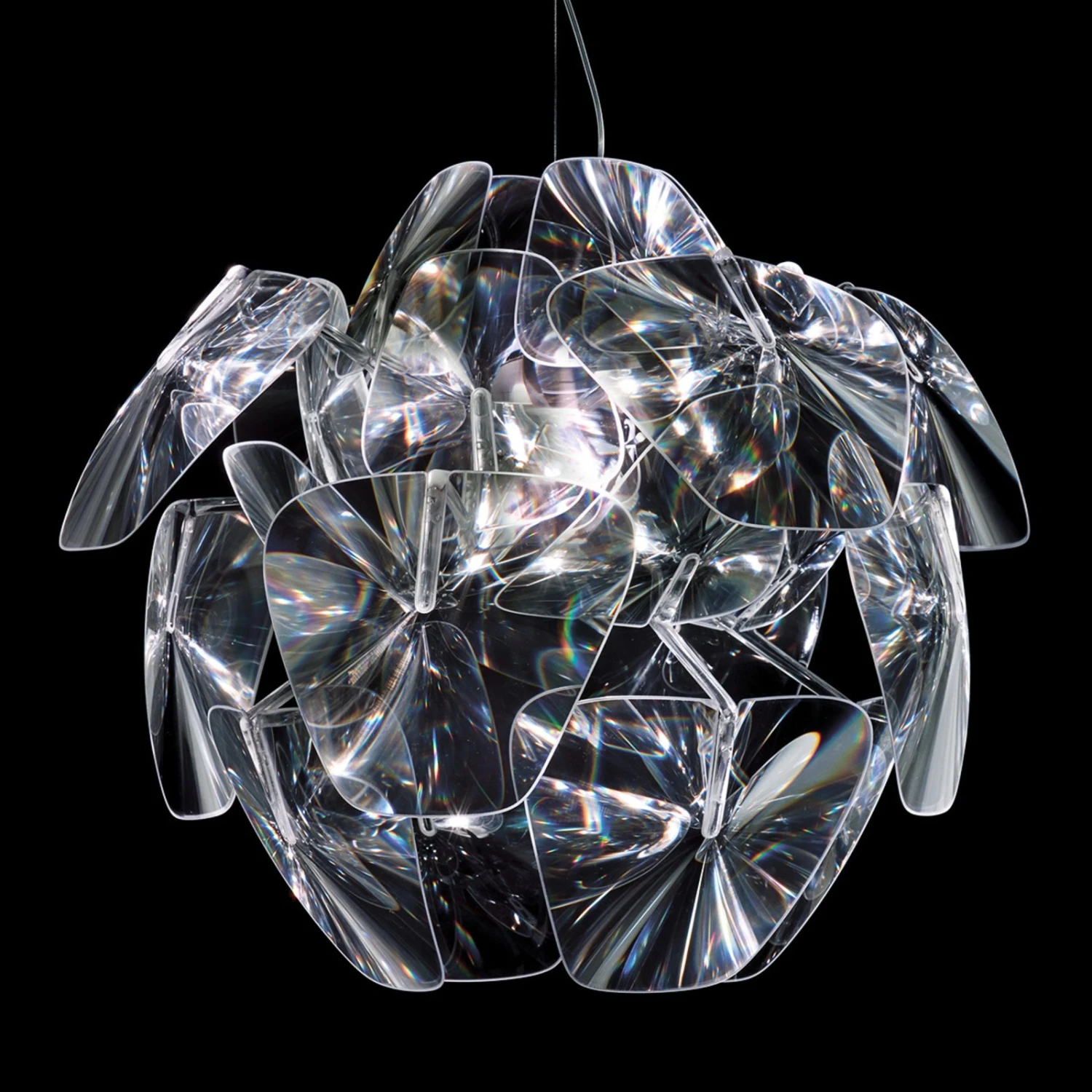 Luceplan Hope - Eine Schillernde Hängeleuchte 61cm 3 Luceplan Hope - Eine Schillernde Hängeleuchte 61cm