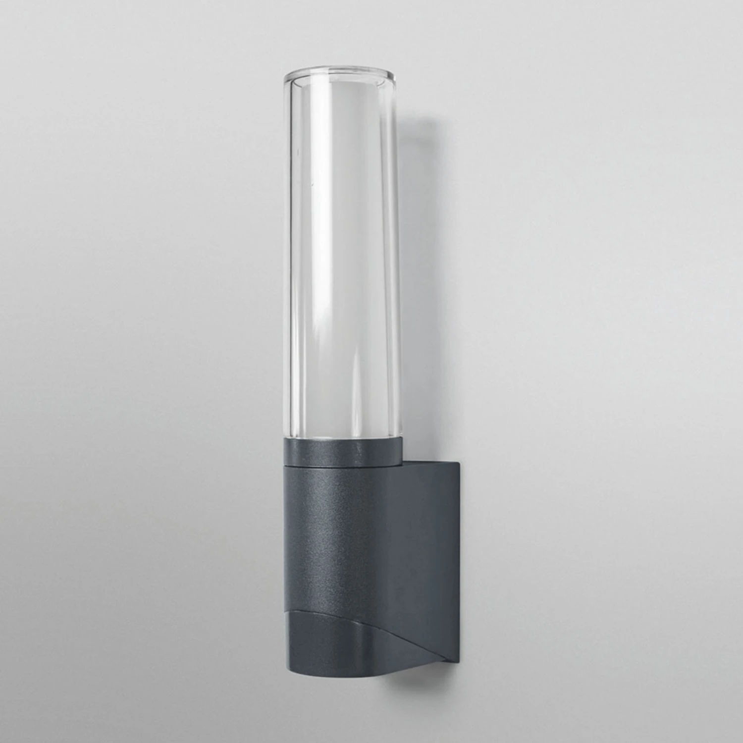 LEDVANCE SMART+ WiFi Flare LED-Außenwandlampe RGBW 4 LEDVANCE SMART+ WiFi Flare LED-Außenwandlampe RGBW – Bild 2