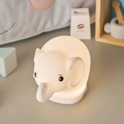 Pauleen Night Elephant LED-Nachtlicht, USB, RGBW 13 Pauleen Night Elephant LED-Nachtlicht, USB, RGBW -Beleuchtung Rabatte 7602962 2