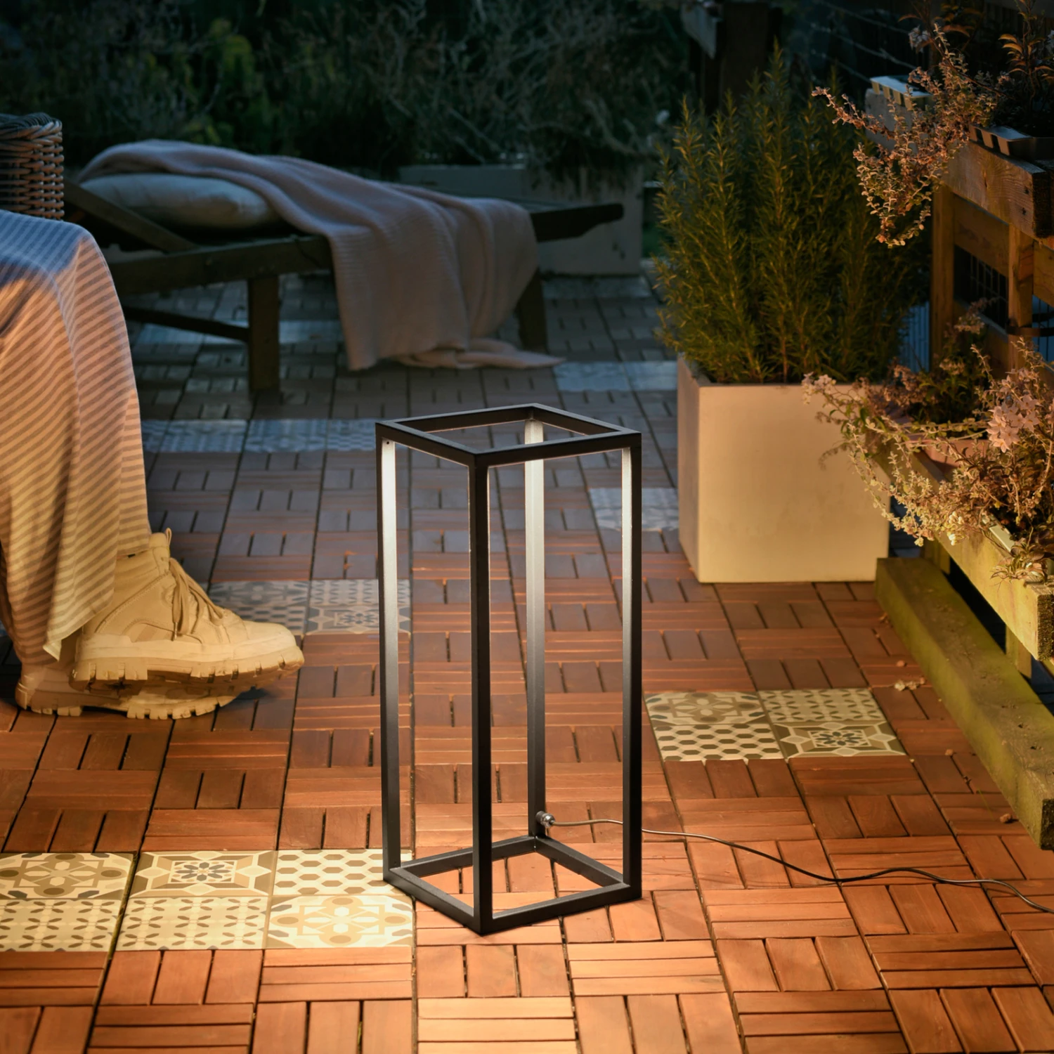 Paul Neuhaus Tuna LED-Terrassenleuchte In Schwarz 8 Paul Neuhaus Tuna LED-Terrassenleuchte In Schwarz – Bild 6