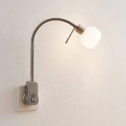 Lindby Aeryn Steckdosenleuchte, Flexarm, Schalter 16 Lindby Aeryn Steckdosenleuchte, Flexarm, Schalter -Beleuchtung Rabatte 8032242 5