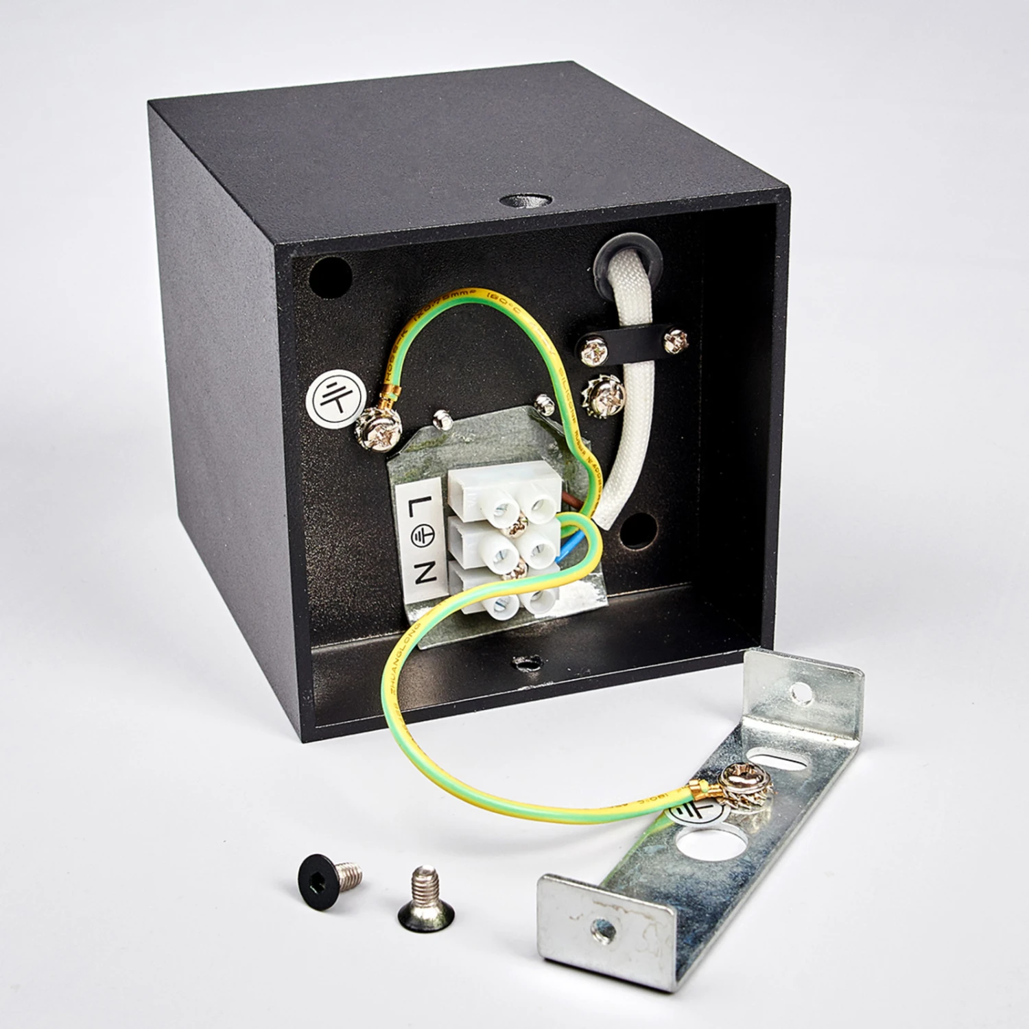 Carson - Aufbau-Deckenspot In Schwarz 9 Carson - Aufbau-Deckenspot In Schwarz – Bild 7