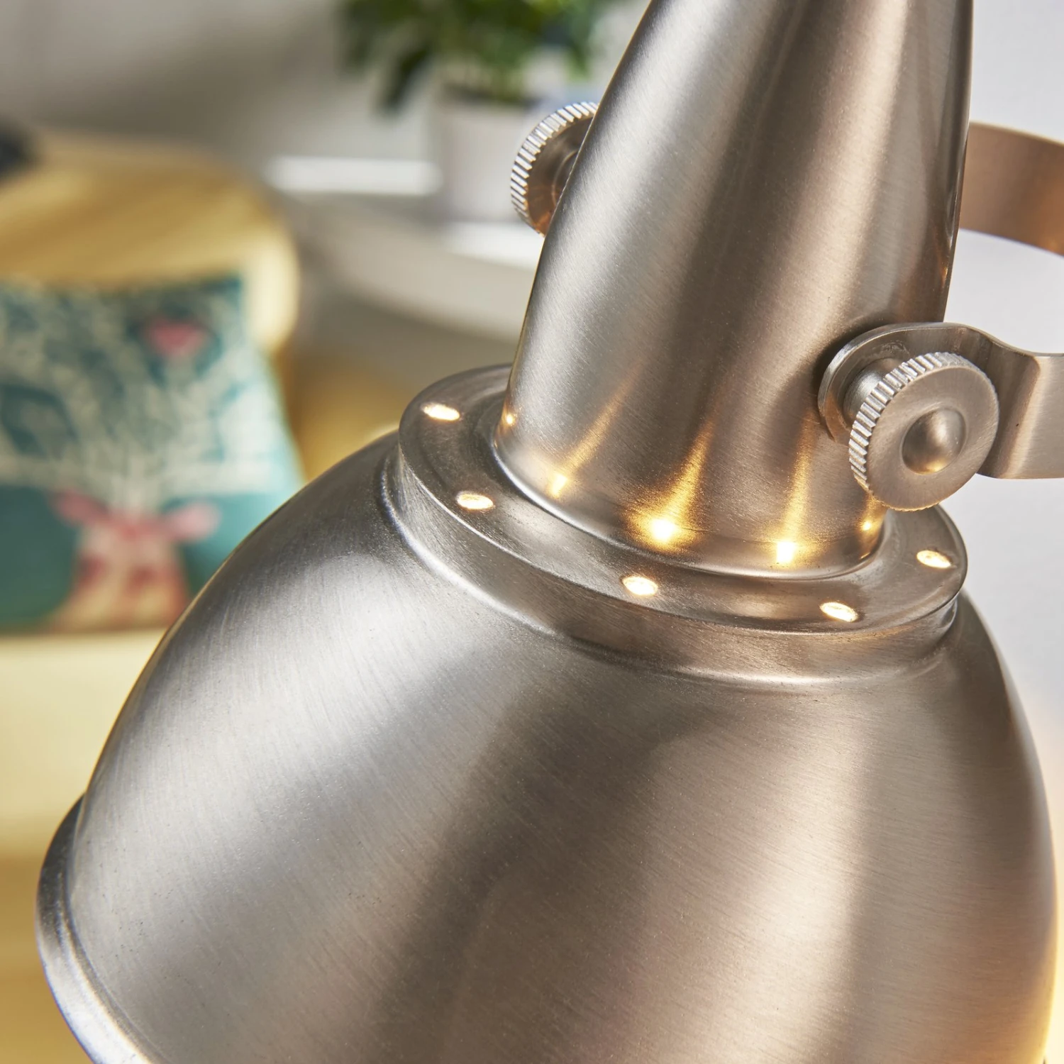 Wandleuchte Julin, Vintage-Look In Nickel 8 Wandleuchte Julin, Vintage-Look In Nickel – Bild 6