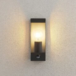 Lindby Tilian Außenwandlampe Mit Bewegungsmelder -Beleuchtung Rabatte 9977060 4